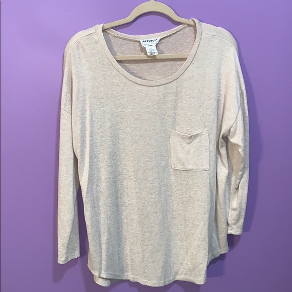 Tan sweater - Picture 4 of 5